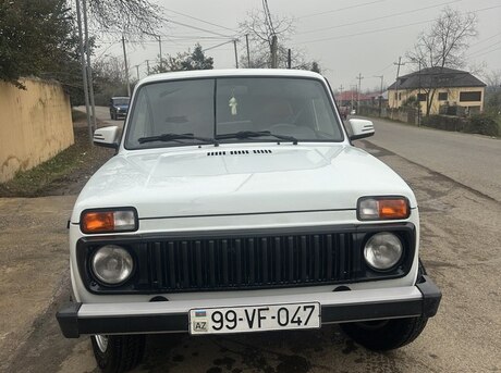 LADA (VAZ) Niva 2016