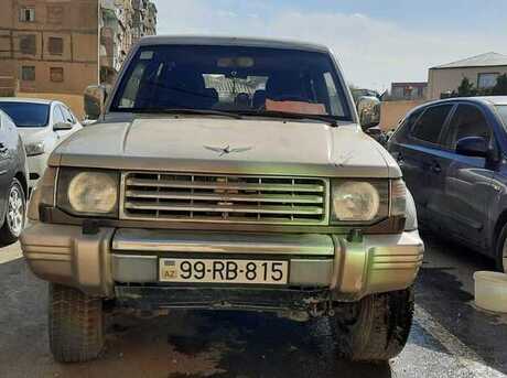 Mitsubishi Pajero 1992
