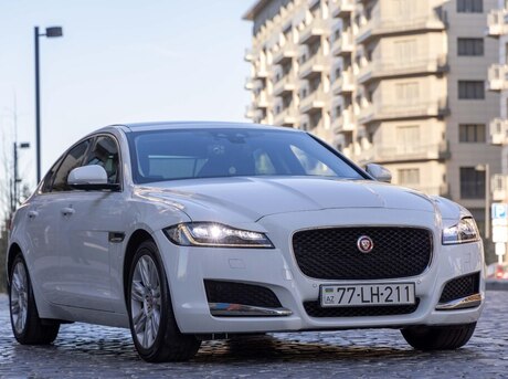 Jaguar XF 2016
