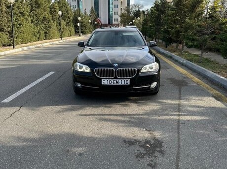 BMW 528