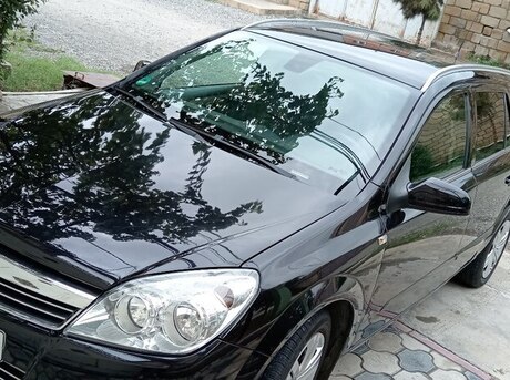 Opel Astra 2008