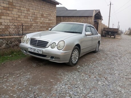Mercedes E 240 1999