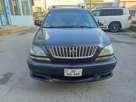 Toyota Harrier 2001