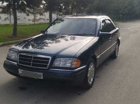 Mercedes E 220 1996