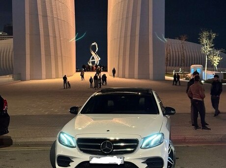 Mercedes E 300 2016