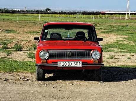 LADA (VAZ) 21011 1984