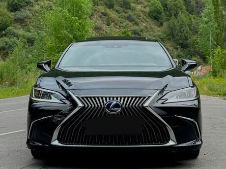 Lexus ES 200 2022