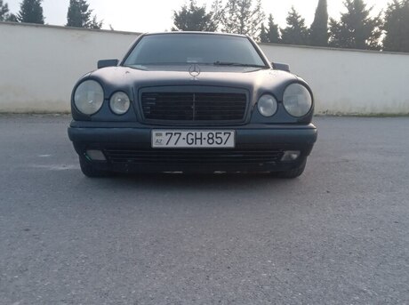 Mercedes E 220 1995