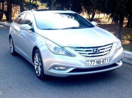 Hyundai Sonata 2010