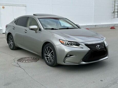 Lexus ES 200 2016