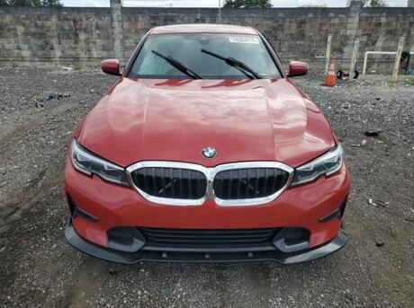 BMW 330 2021