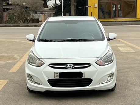 Hyundai Accent 2011