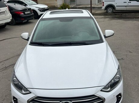 Hyundai Elantra 2016