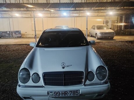 Mercedes E 290 1998