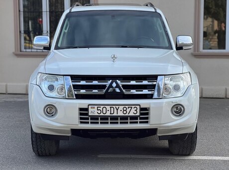 Mitsubishi Pajero 2013