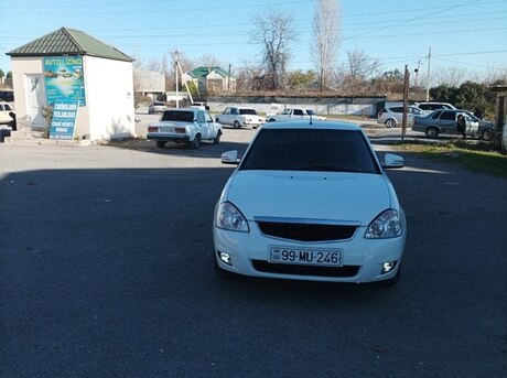 LADA (VAZ) Priora 2017