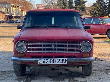 LADA (VAZ) 21011 1981