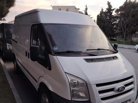 Ford Transit 2011