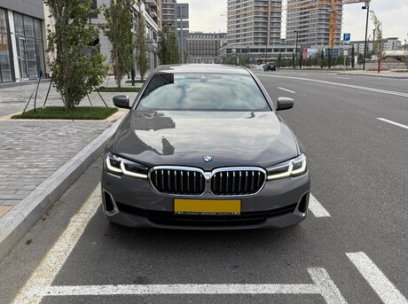 BMW 520