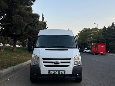 Ford Transit 2011