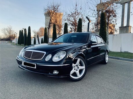Mercedes E 220 d 2003