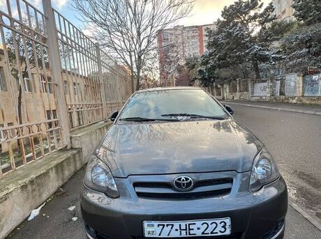 Toyota Corolla 2004