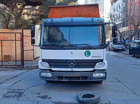 Mercedes Atego 818