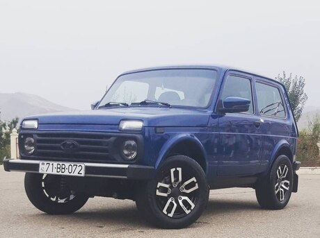 LADA (VAZ) Niva 2015