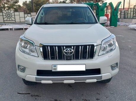 Toyota Land Cruiser Prado 2013