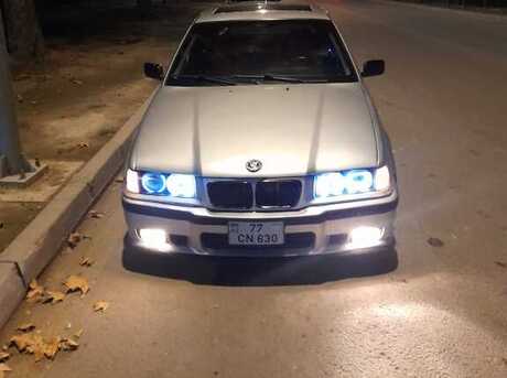 BMW 320 1993