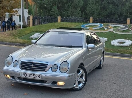 Mercedes E 240 2000