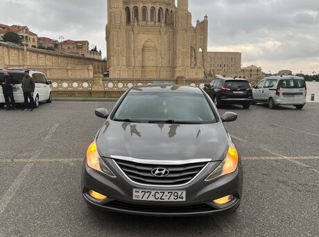 Hyundai Sonata