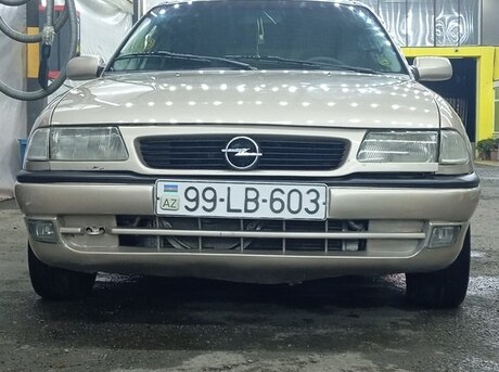 Opel Astra 1996