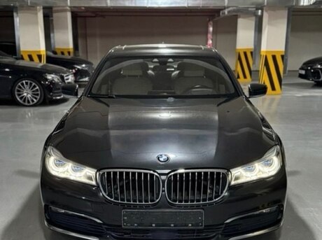 BMW 740 2016