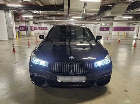 BMW 740 2016