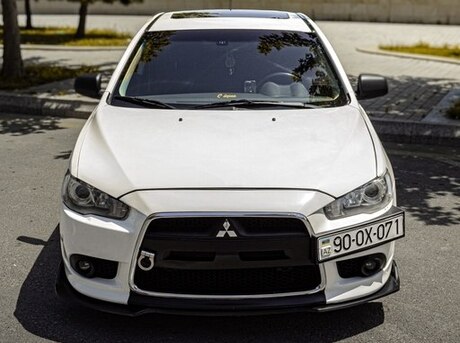 Mitsubishi Lancer