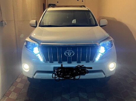 Toyota Land Cruiser Prado 2013