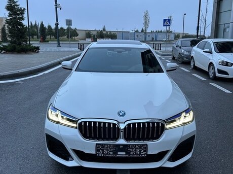 BMW 530e