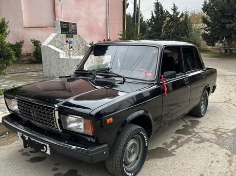 LADA (VAZ) 2107 2010