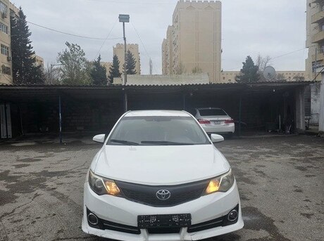 Toyota Camry 2011