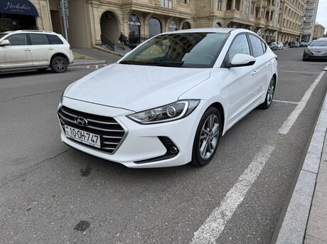 Hyundai Elantra