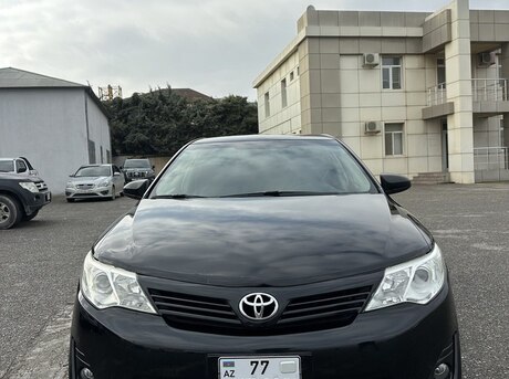 Toyota Camry 2012