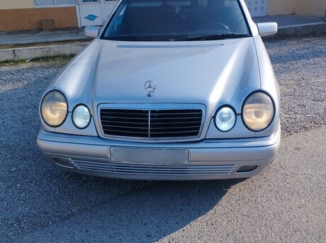 Mercedes E 200 1999