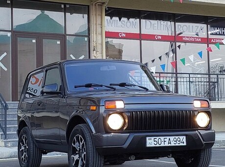 LADA (VAZ) Niva 2017