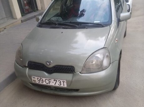 Toyota Vitz 2001