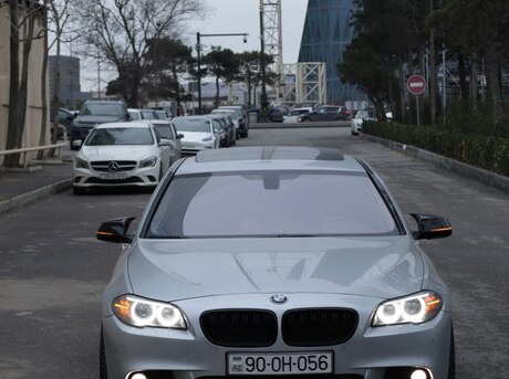 BMW 528