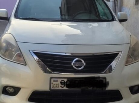 Nissan Sunny 2012