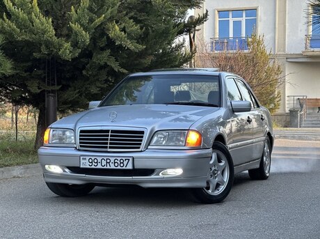 Mercedes C 230