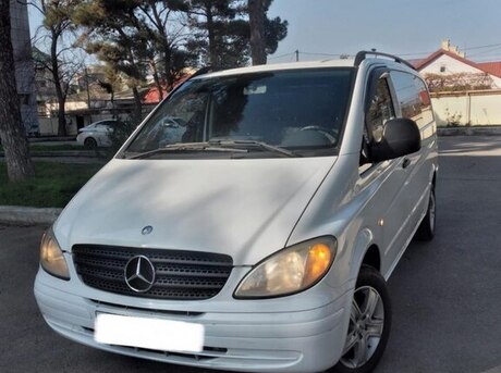 Mercedes Vito 111