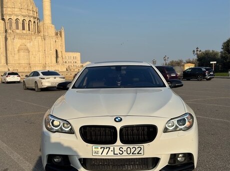 BMW 528